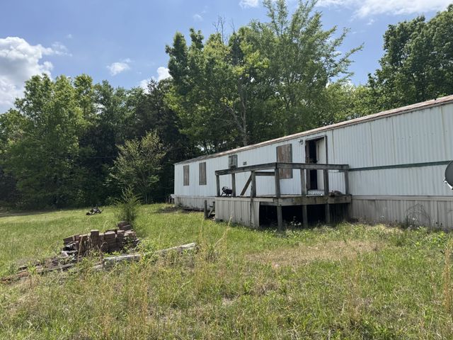2099 Gentle Rd, Lewisburg, TN 37091