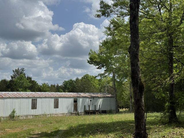 2099 Gentle Rd, Lewisburg, TN 37091