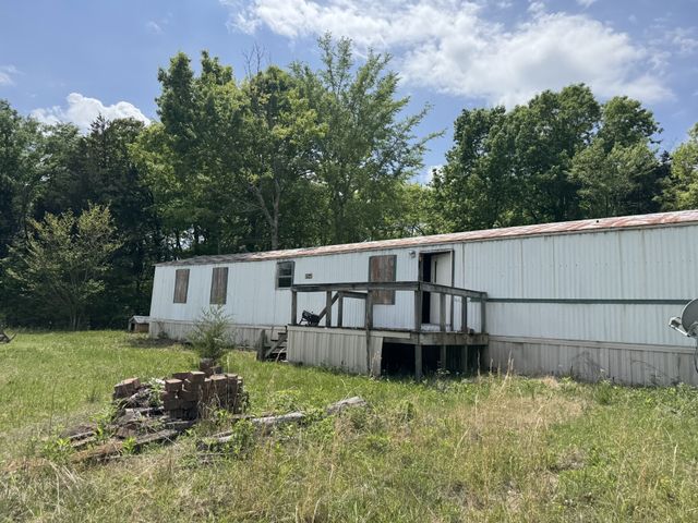 2099 Gentle Rd, Lewisburg, TN 37091
