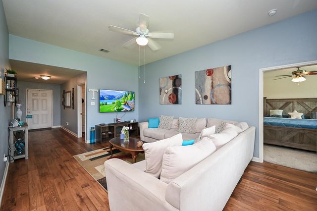 4815 Monarch Falls Lane, Richmond, TX 77469