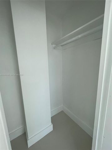 220 Kings Point Drive 502, Sunny Isles Beach, FL 33160