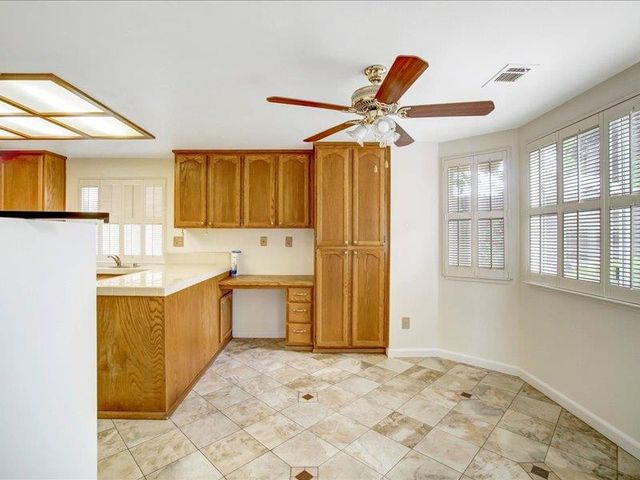 141 Winterstein Dr, Folsom, CA 95630