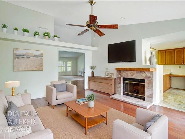 141 Winterstein Dr, Folsom, CA 95630