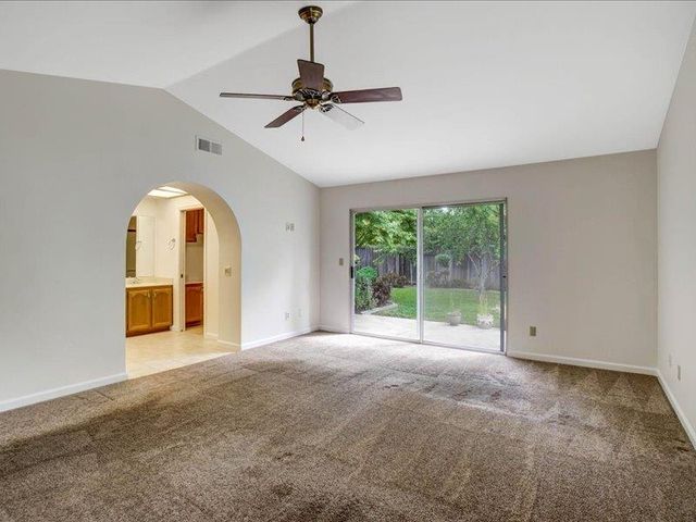 141 Winterstein Dr, Folsom, CA 95630