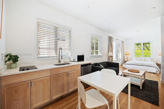 36 Phoenetia Ave, Coral Gables, FL 33134