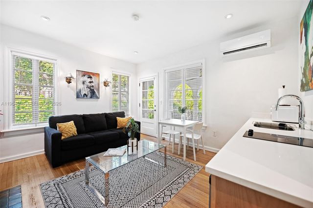 36 Phoenetia Ave, Coral Gables, FL 33134