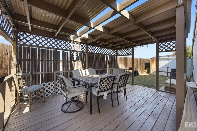 8536 Kern Canyon 255, Bakersfield, CA 93306