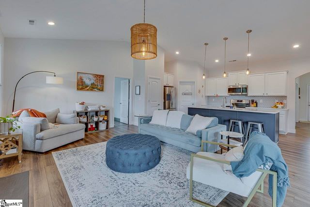 7 Judge Looper Court, Travelers Rest, SC 29690