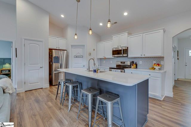 7 Judge Looper Court, Travelers Rest, SC 29690