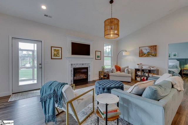 7 Judge Looper Court, Travelers Rest, SC 29690