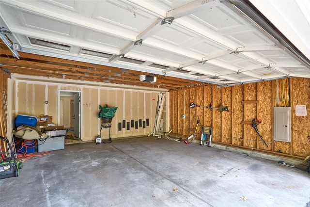 2660 NE Old Belfair Highway, Belfair, WA 98528