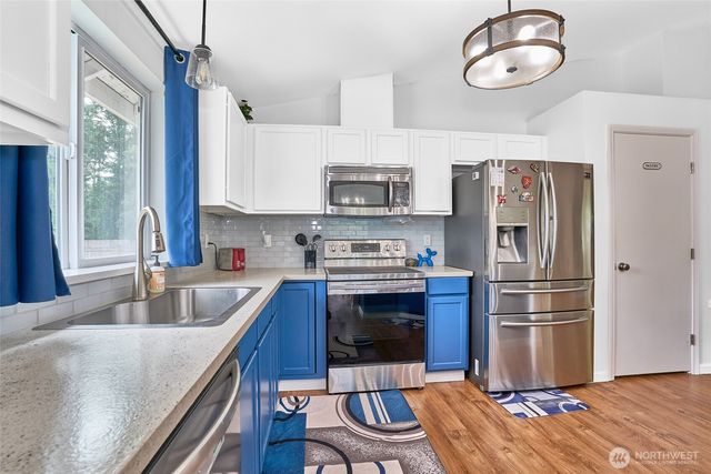 2660 NE Old Belfair Highway, Belfair, WA 98528
