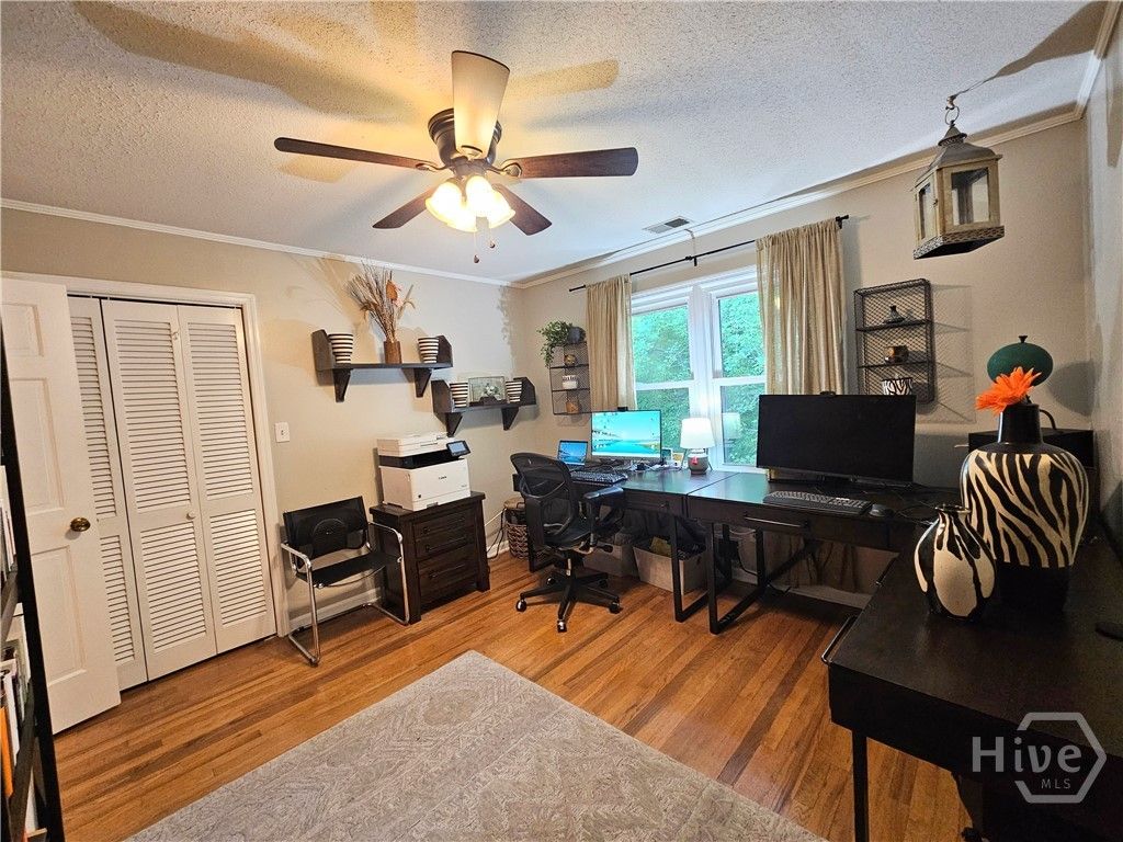Image 39 of property listing at 160 Edgewood Drive, Athens, GA 30606