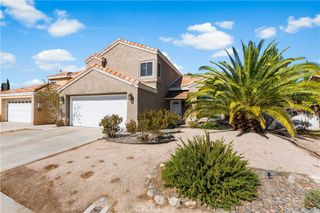 2215 W Avenue J4, Lancaster, CA 93536