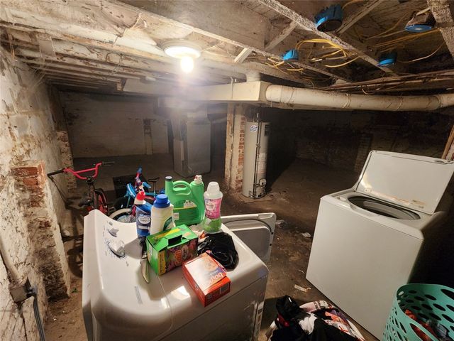 646 E 8TH Street, Erie, PA 16503