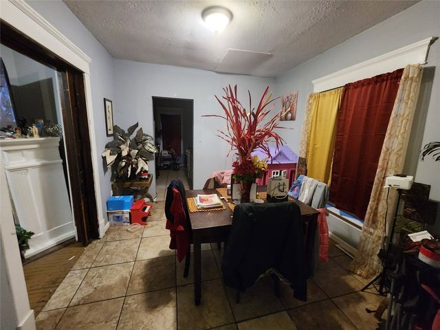 646 E 8TH Street, Erie, PA 16503