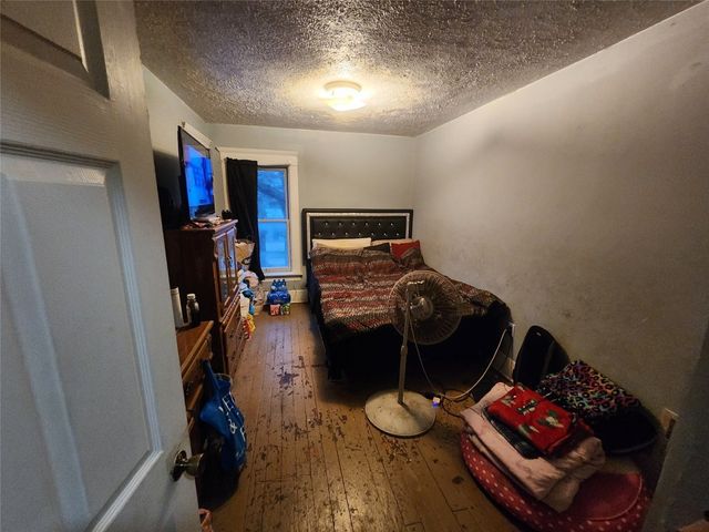 646 E 8TH Street, Erie, PA 16503