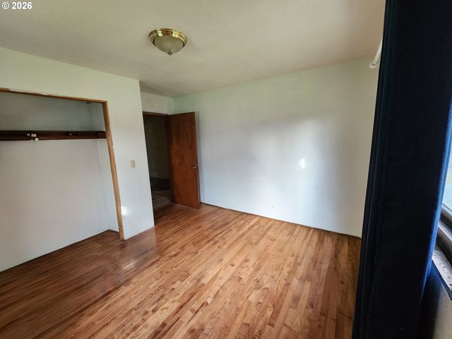 41214 Matt Kampy Rd, Seaside, OR 97138