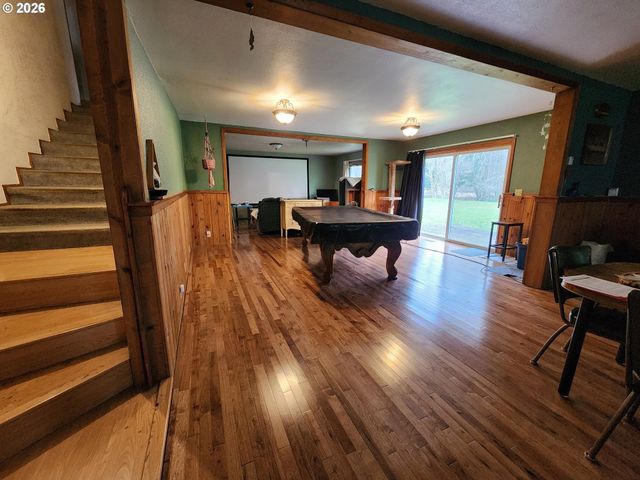 41214 Matt Kampy Rd, Seaside, OR 97138