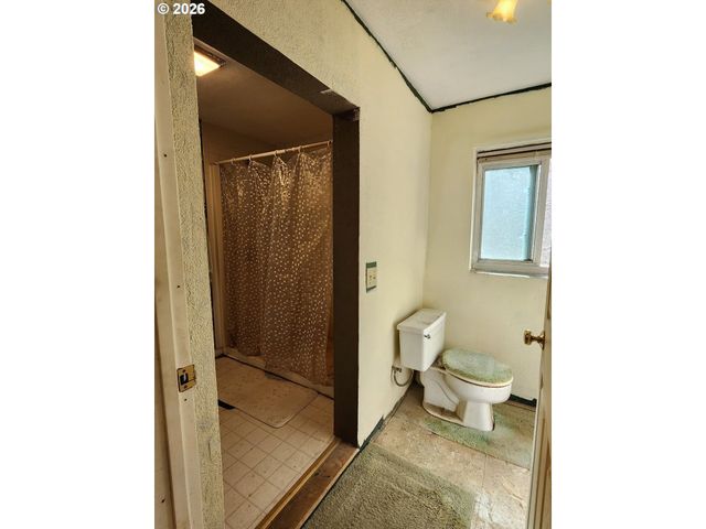 41214 Matt Kampy Rd, Seaside, OR 97138