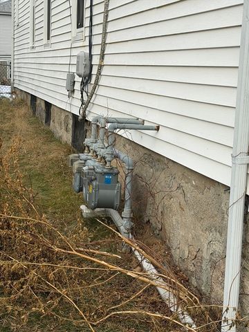 582 Cambridge St, Fall River, MA 02721