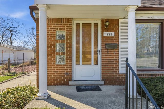 24411 Princeton Street, Dearborn, MI 48124