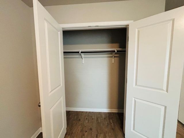 1305 Bear Peak LN, Pflugerville, TX 78660