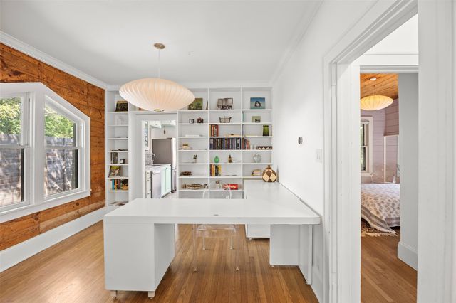 712 Harris Ave 1, Austin, TX 78705