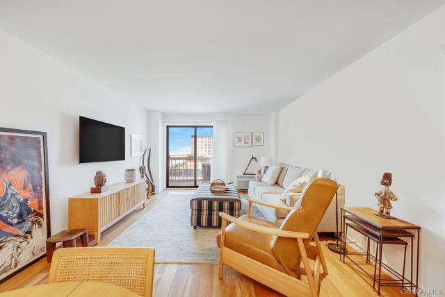 360 Shore Road 3H, Long Beach, NY 11561