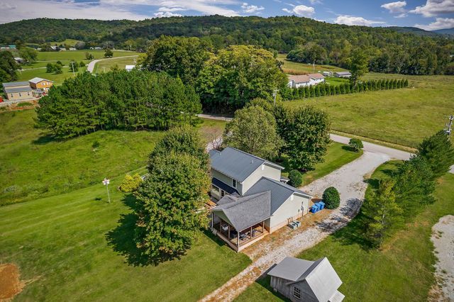 368 Bennett Rd, Sparta, TN 38583