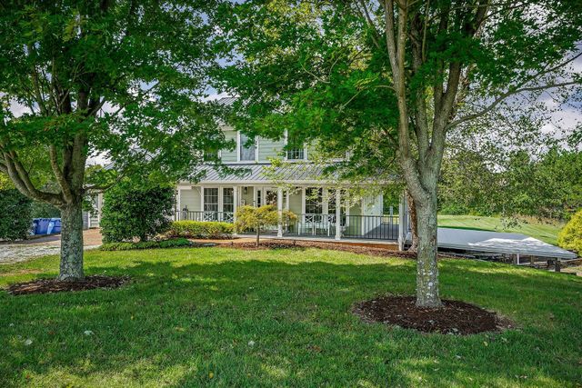 368 Bennett Rd, Sparta, TN 38583