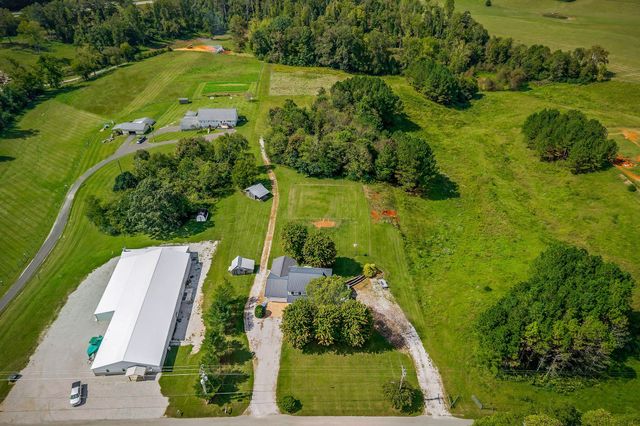 368 Bennett Rd, Sparta, TN 38583