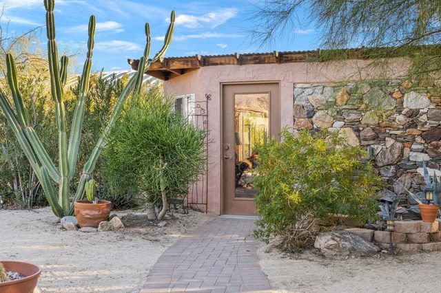 22950 Henry Road, Desert Hot Springs, CA 92241