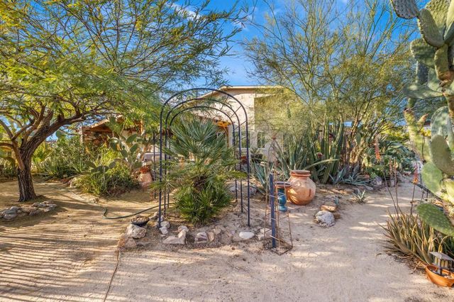 22950 Henry Road, Desert Hot Springs, CA 92241