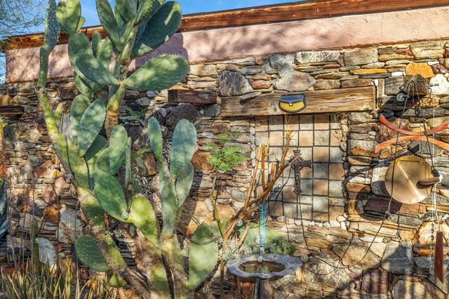 22950 Henry Road, Desert Hot Springs, CA 92241