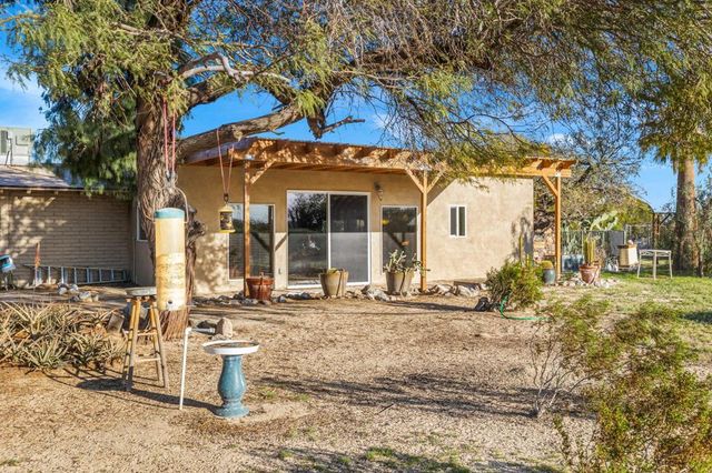 22950 Henry Road, Desert Hot Springs, CA 92241