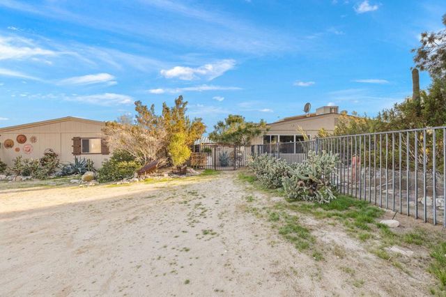 22950 Henry Road, Desert Hot Springs, CA 92241