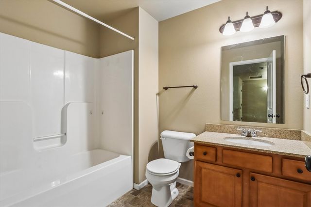474 Cambria Dr, North Liberty, IA 52317