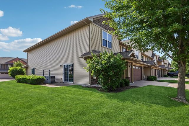 474 Cambria Dr, North Liberty, IA 52317