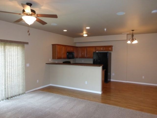 474 Cambria Dr, North Liberty, IA 52317