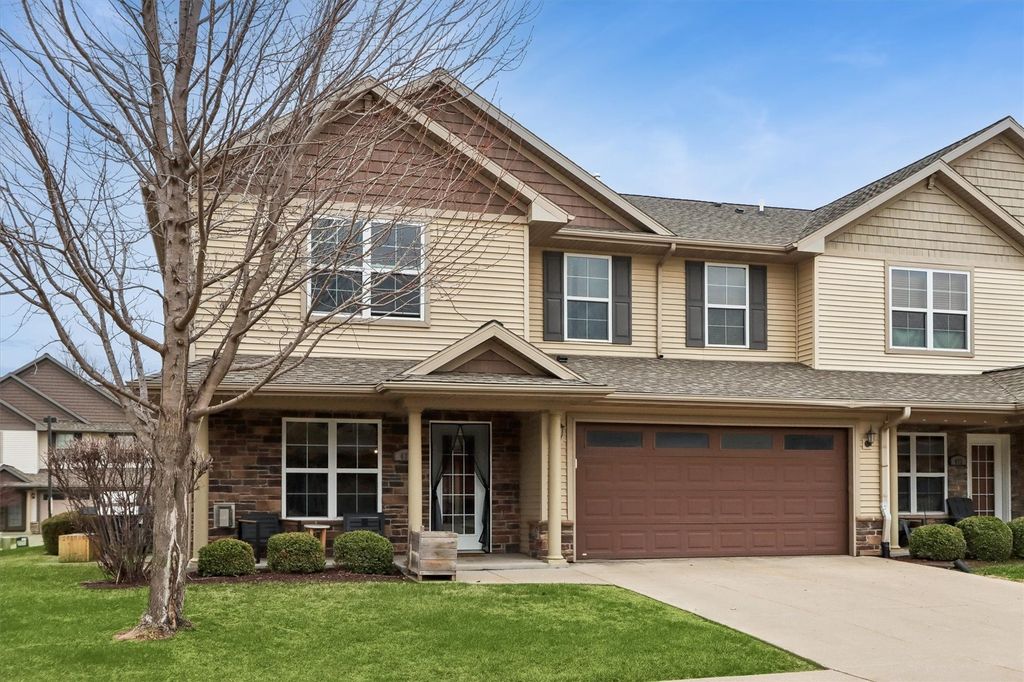 474 Cambria Dr, North Liberty, IA 52317