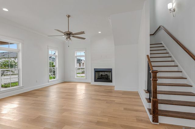 2736 Pointe-marie Dr, Baton Rouge, LA 70820