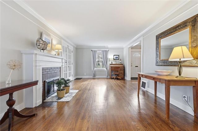 408 W 60TH Terrace, Kansas City, MO 64113