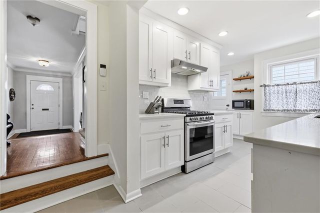 408 W 60TH Terrace, Kansas City, MO 64113