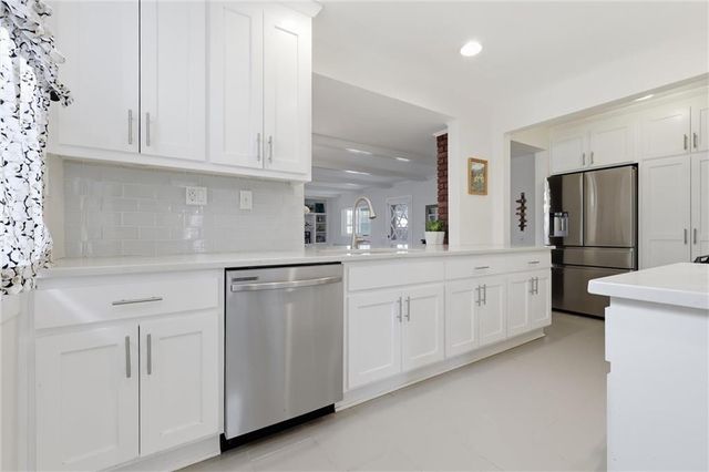 408 W 60TH Terrace, Kansas City, MO 64113