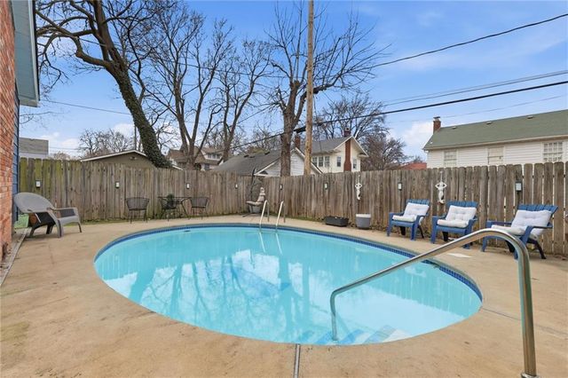 408 W 60TH Terrace, Kansas City, MO 64113