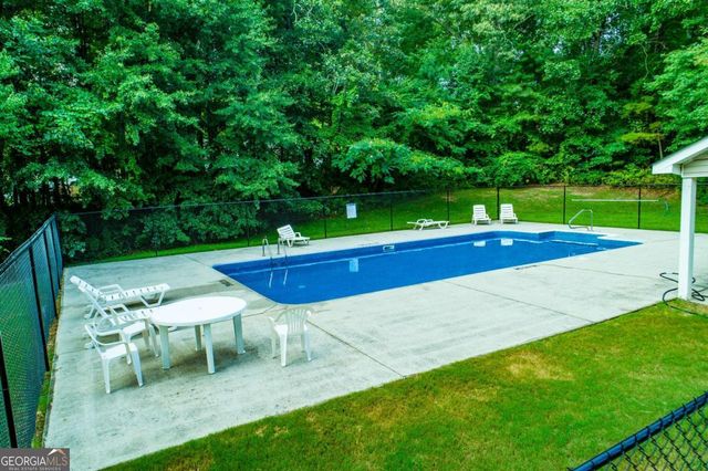 203 Central Heights Drive, Carrollton, GA 30116