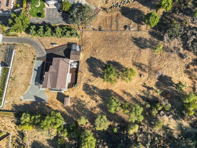 3161 Shue Place, Escondido, CA 92027