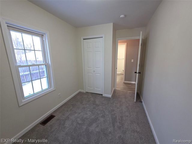 1509 Lincoln Avenue, Port Huron, MI 48060