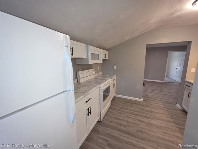 1509 Lincoln Avenue, Port Huron, MI 48060